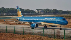 Photo of VN-A358 - Airbus A321-231 operated by Vietnam Airlines