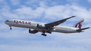 Photo of A7-BAX - Boeing 777-3DZ(ER) operated by Qatar Airways