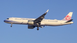 Photo of B-18116 - Airbus A321-271NX operated by China Airlines