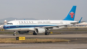 Photo of B-1803 - Airbus A320-214 operated by China Southern Airlines