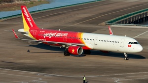 Photo of VN-A648 - Airbus A321-211 operated by VietJet Air