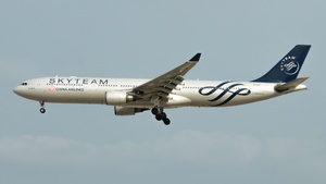 Photo of B-18311 - Airbus A330-302 operated by China Airlines