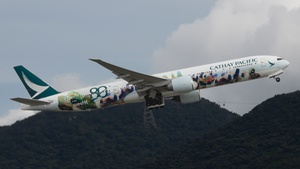 Photo of B-KQU - Boeing 777-367(ER) operated by Cathay Pacific Airways