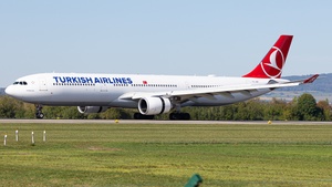 Photo of TC-JNZ - Airbus A330-303 operated by Turkish Airlines