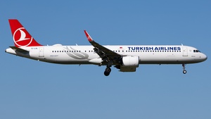 Photo of TC-LSL - Airbus A321-271NX operated by Turkish Airlines