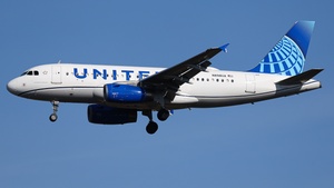 Photo of N898UA - Airbus A319-132 operated by United Airlines