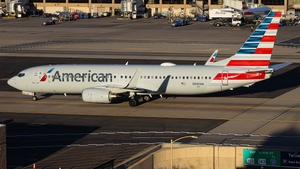 Photo of N980AN - Boeing 737-823 operated by American Airlines