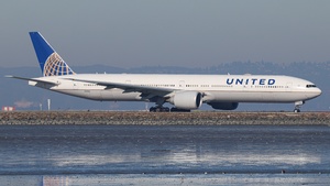 Photo of N2846U - Boeing 777-322(ER) operated by United Airlines