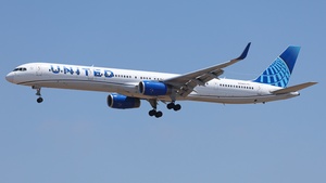 Photo of N75854 - Boeing 757-324 operated by United Airlines