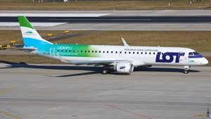 Photo of SP-LNA - Embraer ERJ-195LR operated by LOT Polish Airlines