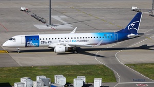 Photo of 4O-AOE - Embraer ERJ-195AR operated by Air Montenegro