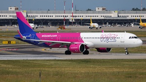 Photo of 9H-WAK - Airbus A321-271NX operated by Wizz Air Malta