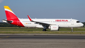 Photo of EC-NTP - Airbus A320-251N operated by Iberia