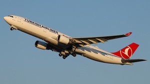 Photo of TC-LNC - Airbus A330-303 operated by Turkish Airlines