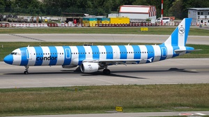 Photo of D-ATCA - Airbus A321-211 operated by Condor