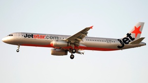 Photo of VH-VWW - Airbus A321-231 operated by Jetstar Airways