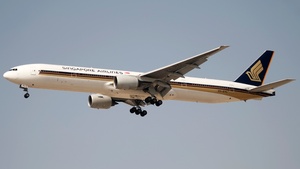 Photo of 9V-SYL - Boeing 777-312 operated by Singapore Airlines