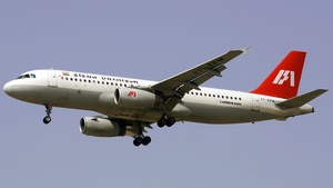 Photo of VT-EPM - Airbus A320-231 operated by Indian Airlines