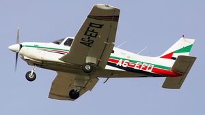Photo of A6-EFQ - Piper PA-28-181 Archer II operated by Emirates Flying School