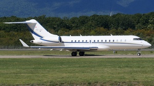 Photo of HB-JGP - Bombardier Global Express XRS operated by Premium Jet