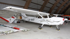 Photo of LN-NKF - Cessna 172R Skyhawk operated by Notodden og Kongsberg flyklubb