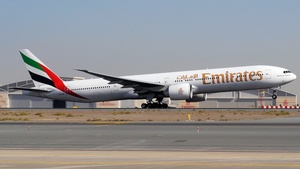 Photo of A6-EBR - Boeing 777-31H(ER) operated by Emirates