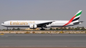 Photo of A6-EMV - Boeing 777-31H operated by Emirates