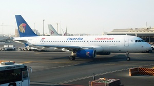 Photo of SU-GCC - Airbus A320-232 operated by Egyptair