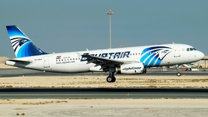 Photo of SU-GBA - Airbus A320-231 operated by Egyptair