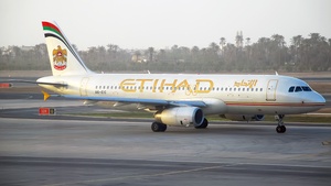 Photo of A6-EIC - Airbus A320-232 operated by Etihad Airways