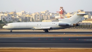 Photo of HZ-SNB - Boeing 727-223(F) operated by SNAS Aviation