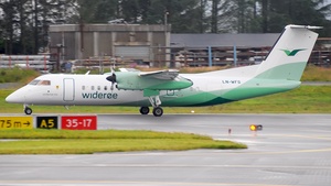 Photo of LN-WFS - Bombardier DHC-8-311 Dash 8 Q300 operated by Widerøe