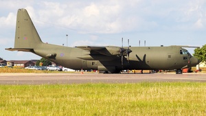 Photo of XV303 - Lockheed Hercules C.3A operated by Royal Air Force