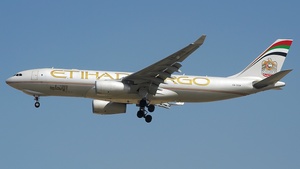Photo of A6-ECB - Boeing 777-31H(ER) operated by Emirates