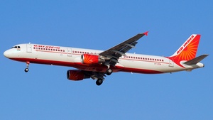 Photo of VT-PPN - Airbus A321-211 operated by Air India