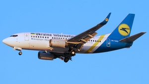 Photo of UR-GAU - Boeing 737-5Y0 operated by Ukraine International Airlines