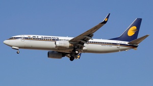 Photo of VT-JGV - Boeing 737-85R operated by Jet Airways
