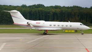 Photo of N902 - Gulfstream GIV-SP operated by Owens-Illinois