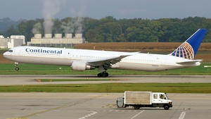 Photo of N59053 - Boeing 767-424(ER) operated by Continental Airlines