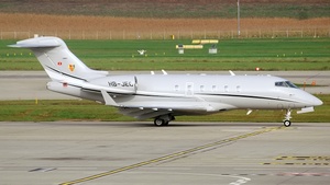 Photo of HB-JEC - Bombardier Challenger 300 operated by Legendair