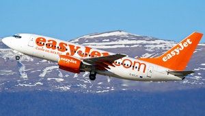 Photo of G-EZJY - Boeing 737-73V operated by easyJet