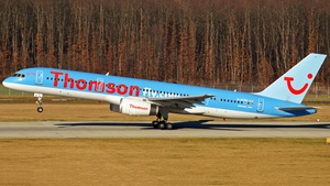 Photo of G-BYAE - Boeing 757-204 operated by Thomsonfly