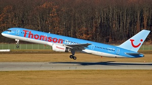 Photo of G-BYAT - Boeing 757-204 operated by Thomsonfly
