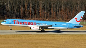 Photo of G-BYAH - Boeing 757-204 operated by Thomsonfly