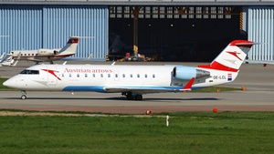 Photo of OE-LCL - Bombardier CRJ-200LR operated by Austrian Arrows (opb Tyrolean Airways)
