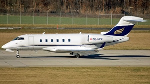 Photo of OE-HPK - Bombardier Challenger 300 operated by Amira Air
