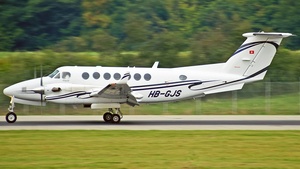 Photo of HB-GJS - Beechcraft B300 Super King Air 350 operated by Private