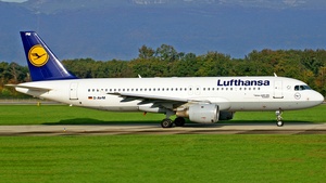 D-AIPM - Airbus A320-211
