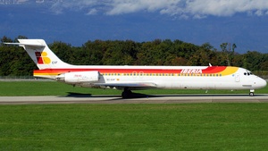 Photo of EC-EXF - McDonnell Douglas MD-87 operated by Iberia