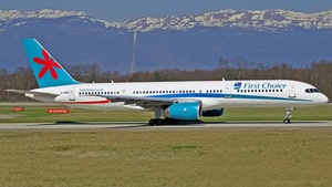 Photo of G-OOBE - Boeing 757-28A operated by First Choice Airways